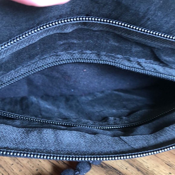 VIBRANT Crossbody/Clutch - Picture 11 of 15